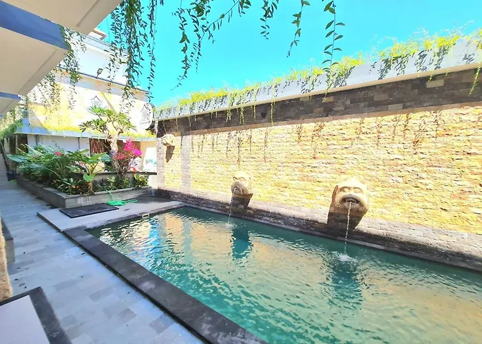 Kamandaka Living